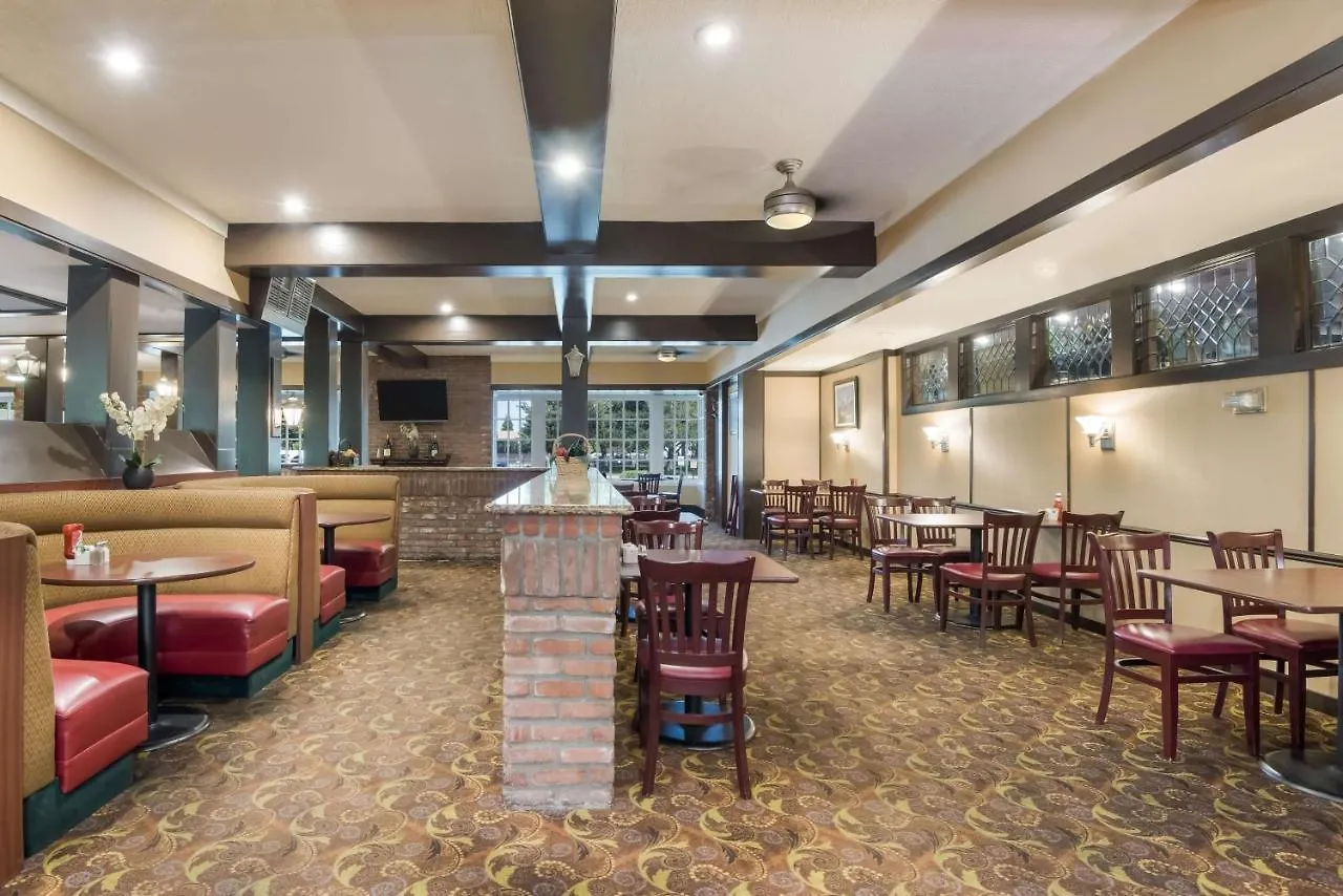 Surestay Plus Hotel By Best Western Reno Airport
