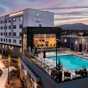 Element Experience District Hotel